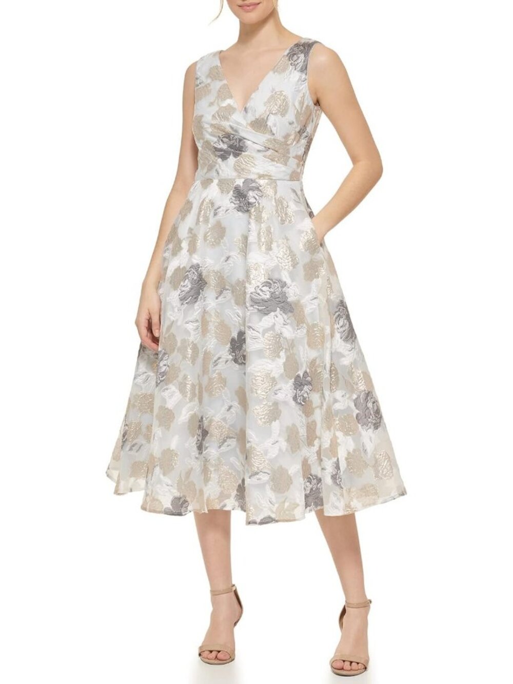 Chic Women's Dress with Elegant Design, Perfect for Parties & Special Occasions